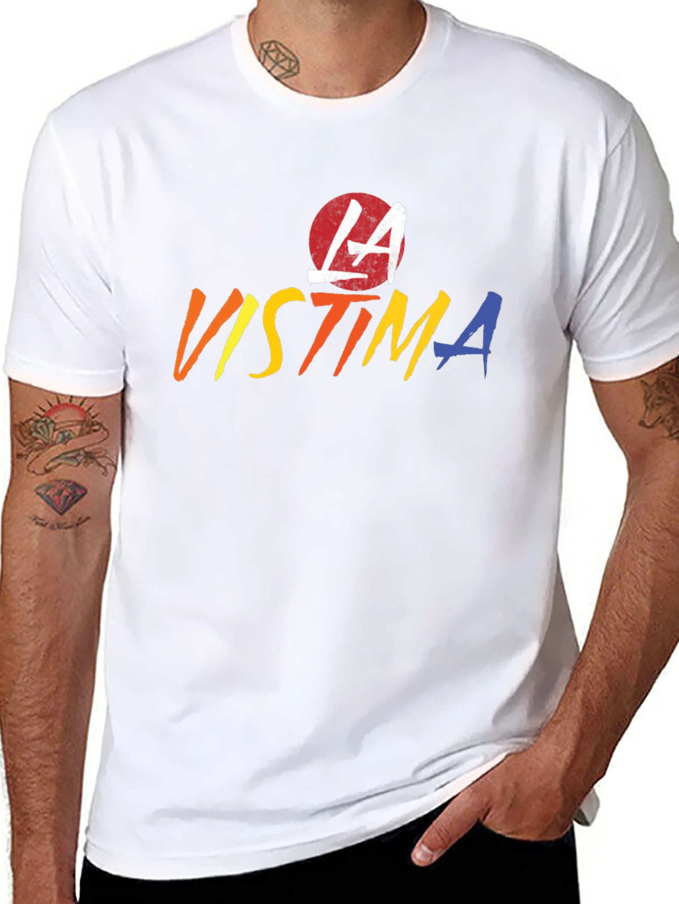 La Vistima Graphic Tee - Stylish Casual Wear