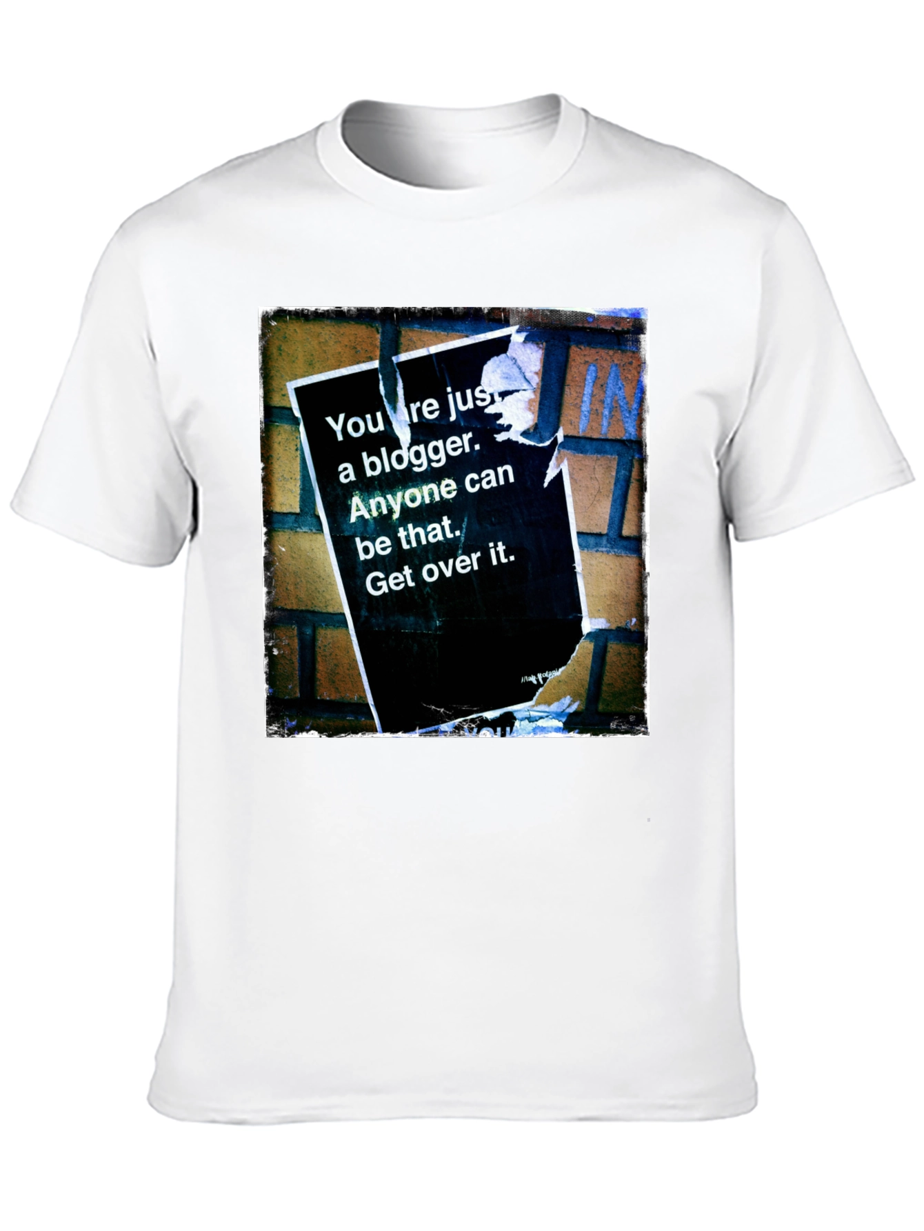 Blogger T-Shirt: Unique Street Art Design