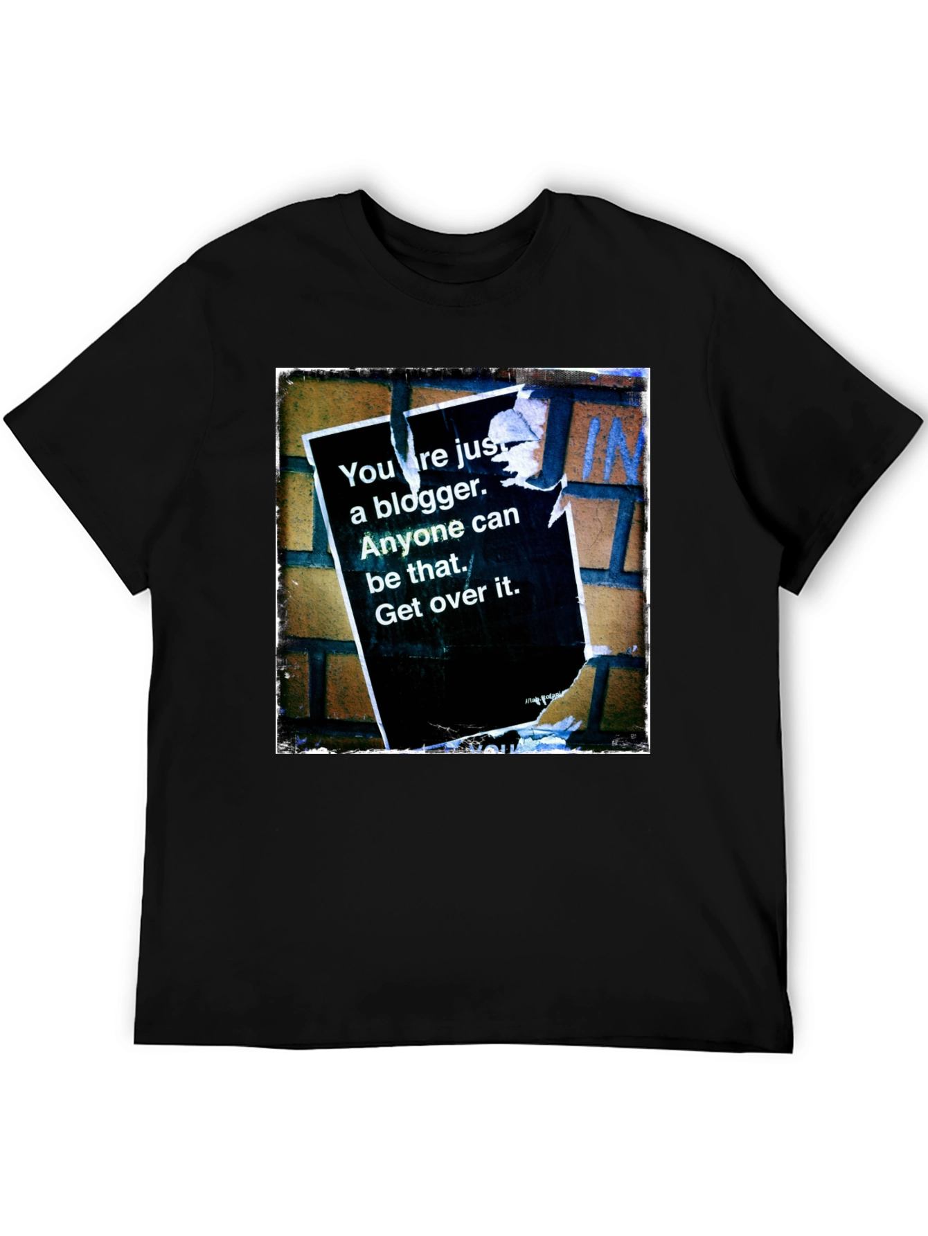 Blogger T-Shirt: Unique Street Art Design