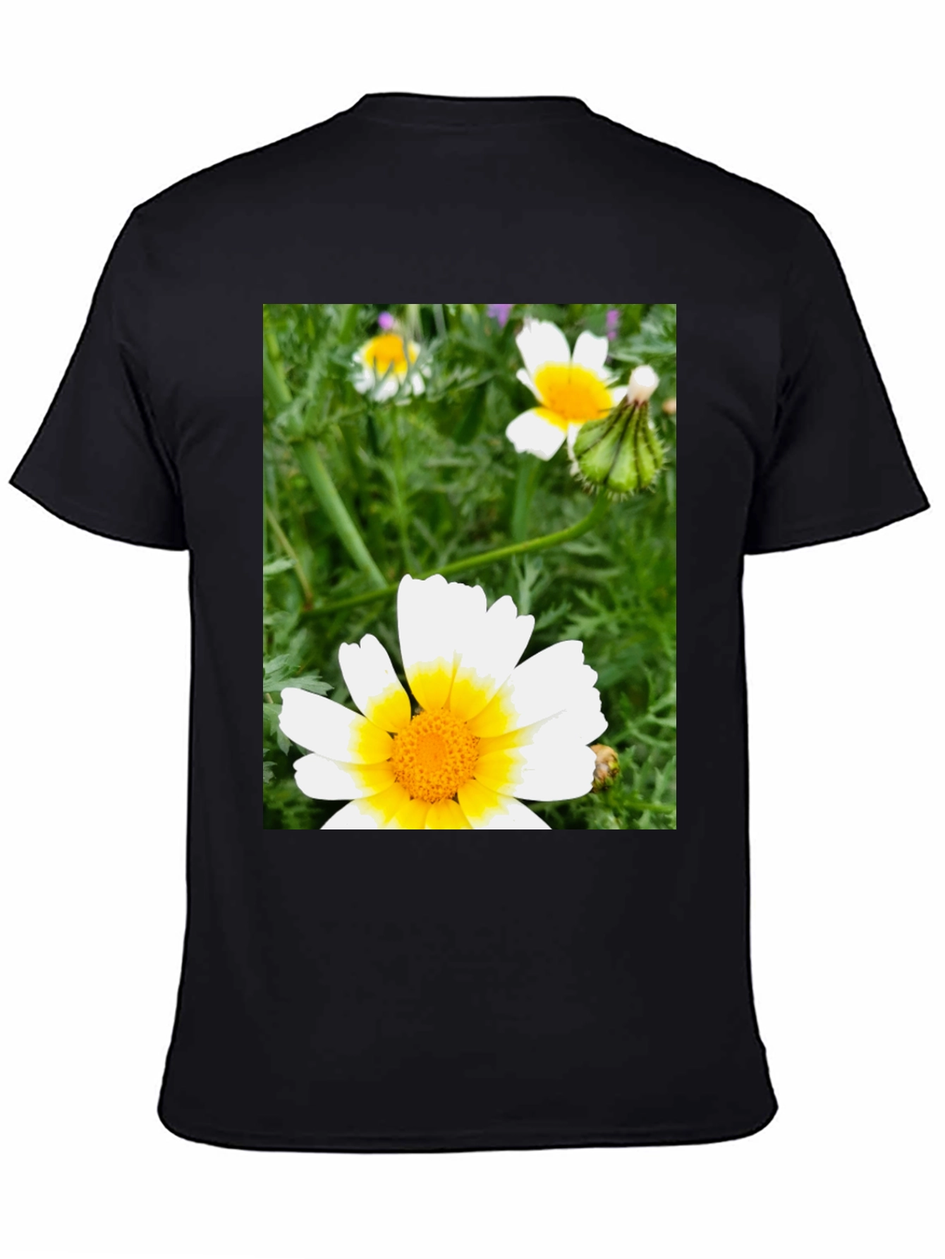 Daisy Flower Graphic T-Shirt - Casual Black Tee