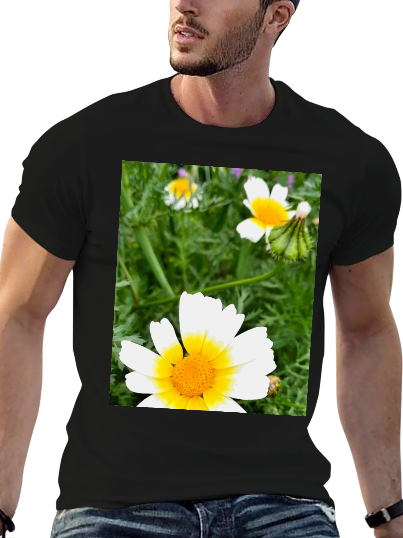 Daisy Flower Graphic T-Shirt - Casual Black Tee