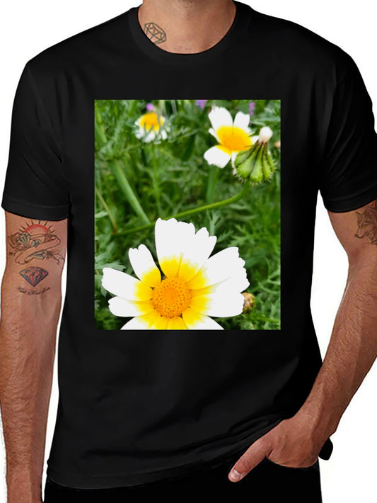 Daisy Flower Graphic T-Shirt - Casual Black Tee