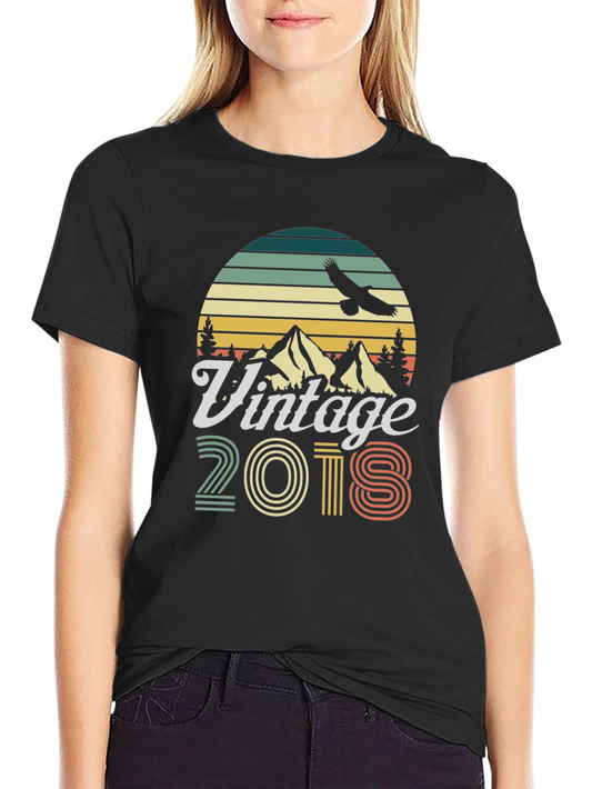 Vintage 2018 Graphic T-Shirt Retro Style