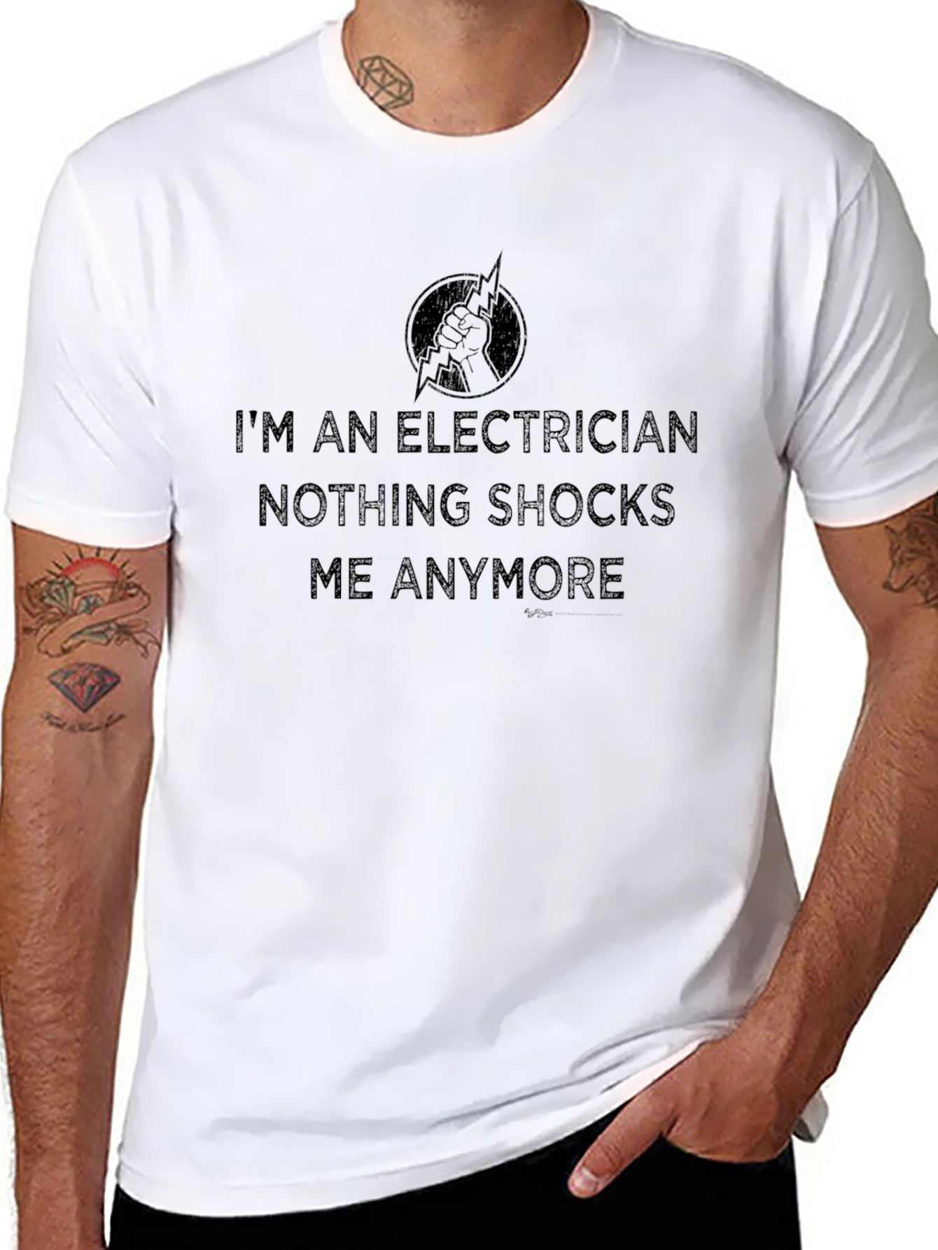 Electrician T-Shirt: Nothing Shocks Me