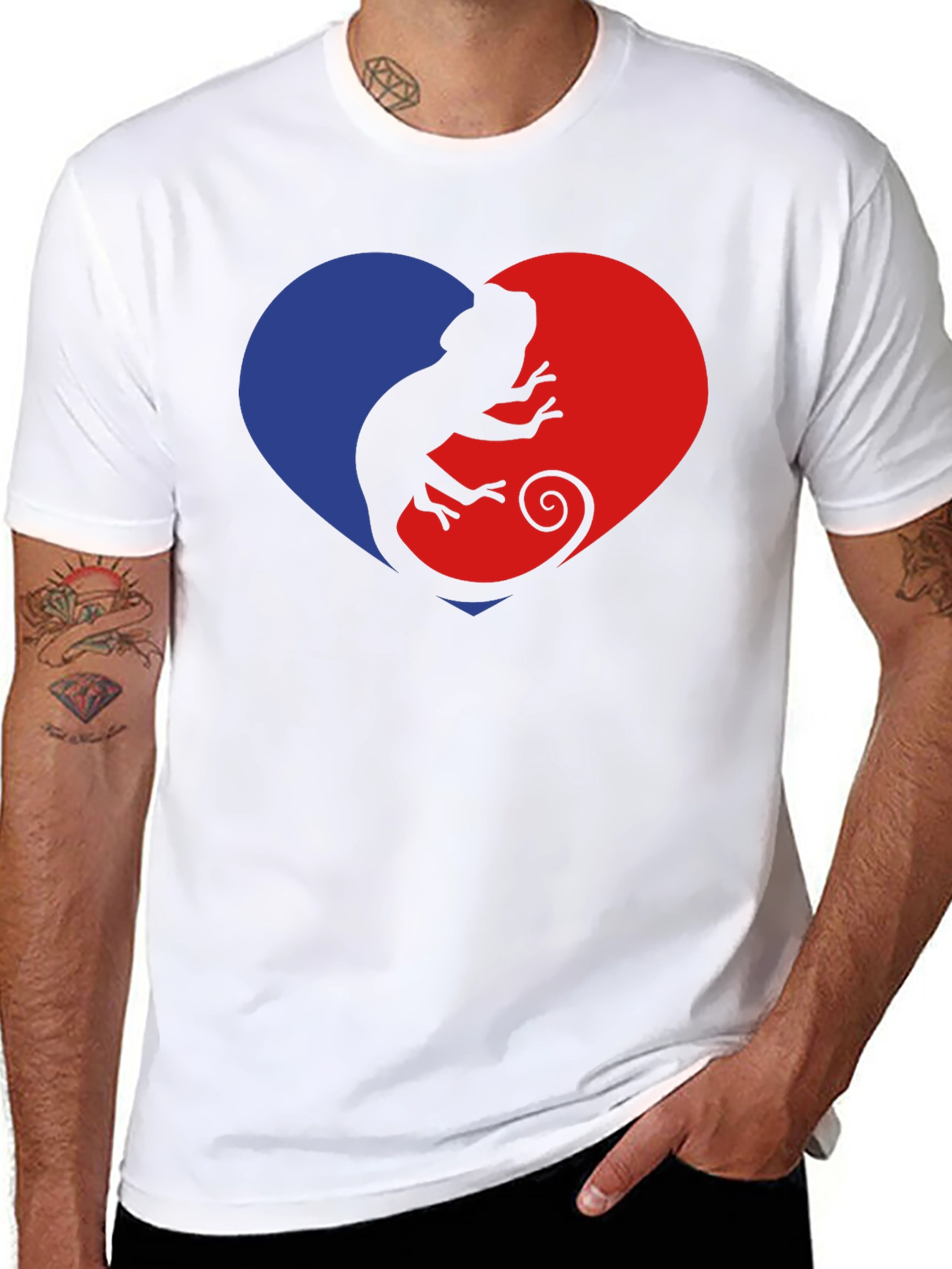 Lizard Heart Graphic Tee - Unique Reptile Lover Gift