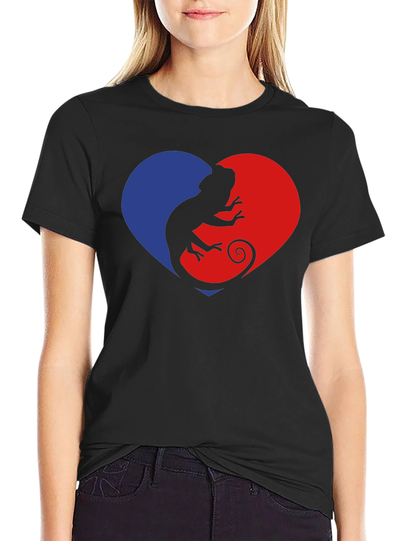 Lizard Heart Graphic Tee - Unique Reptile Lover Gift